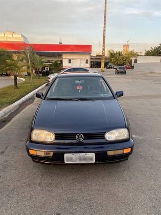 VOLKSWAGEN GOLF 2.0 MI GLX 8V GASOLINA 4P MANUAL VOLKSWAGEN GOLF 2.0 MI GLX 8V GASOLINA 4P MANUAL